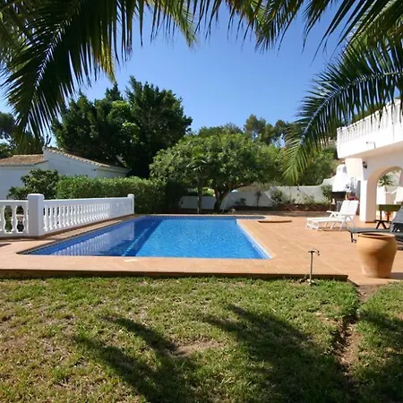 Barry Villa *