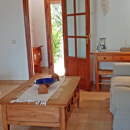 Barry Villa Moraira